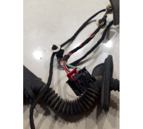 Электропроводка двери (задняя правая)