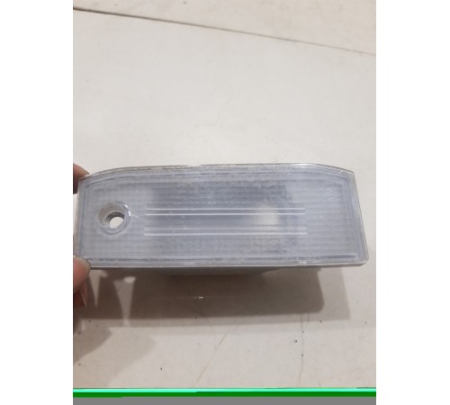 Плафон подсветки номера правый