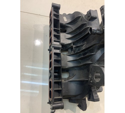 Коллектор впускной