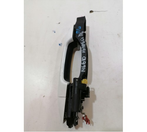 Ручка двери передняя левая наружная