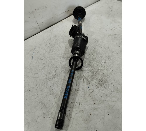 Привод (полуось) передний правый