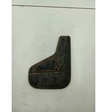 Брызговик передний правый