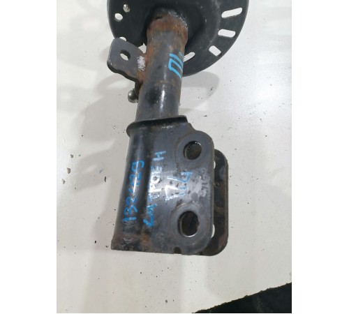 Амортизатор подвески передний левый в сборе