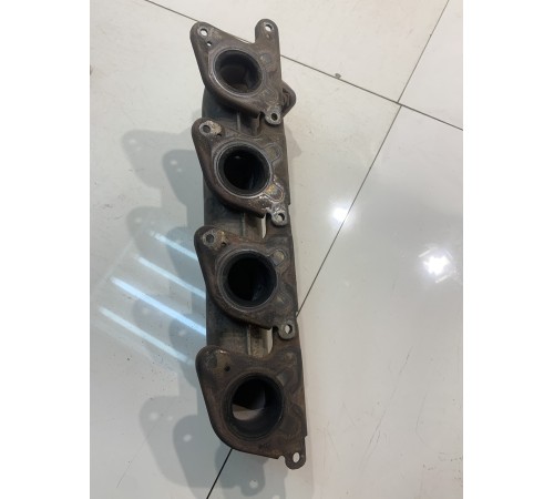 Выпускной коллектор (правый)