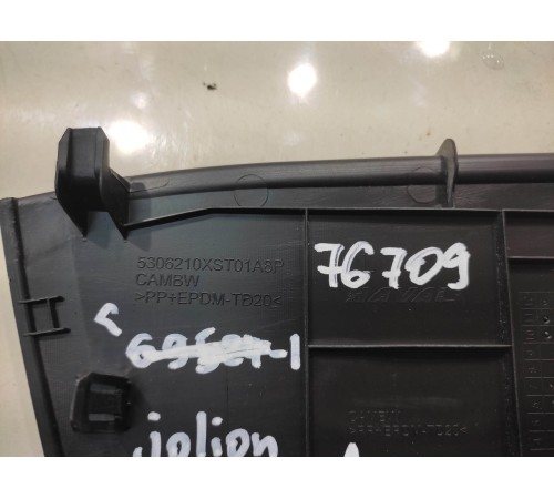 Пластик салона (левый)