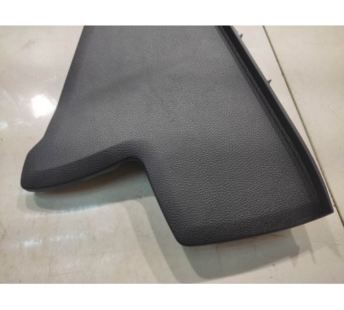 Пластик салона (левый)