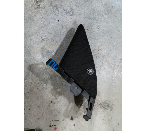 Динамик (уголок) двери передний левый