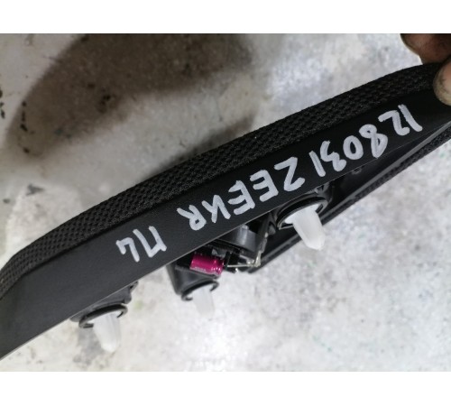 Динамик (уголок) двери передний левый