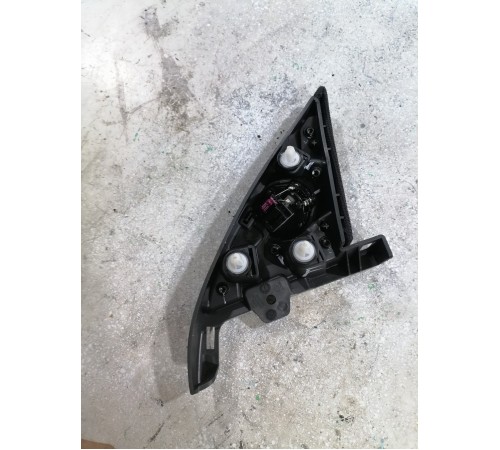 Динамик (уголок) двери передний левый