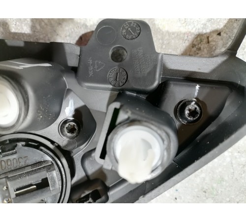 Динамик (уголок) двери передний левый