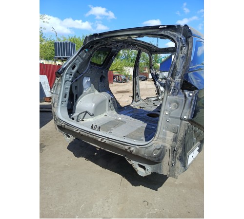 Панель задняя