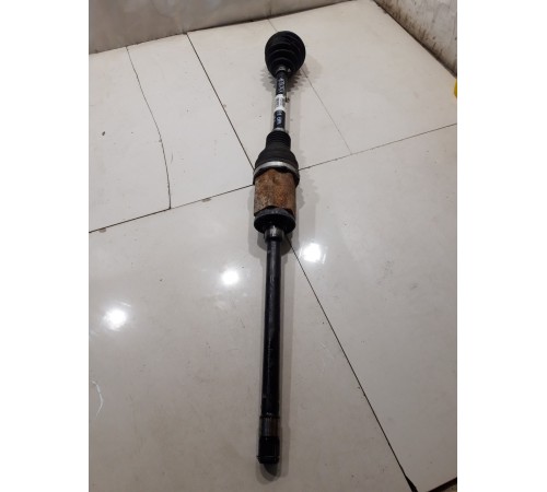 Привод(полуось) передний правый