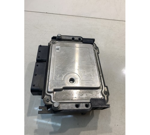 Блок управления двигателем