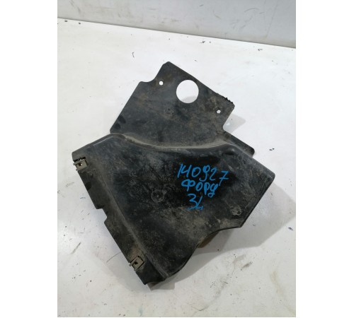 Пыльник заднего бампера левый нижний