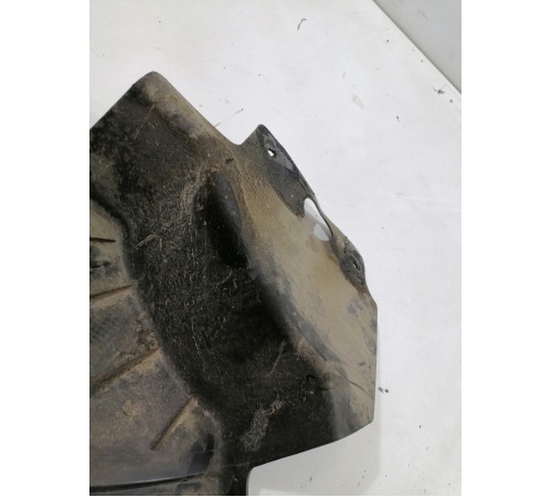 Пыльник заднего бампера левый нижний