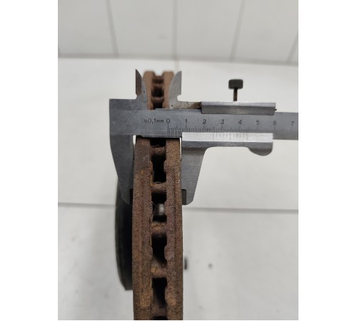 Тормозной диск передний