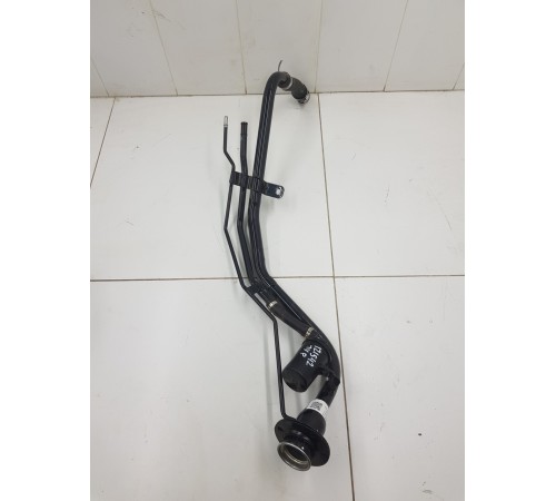 Горловина топливного бака