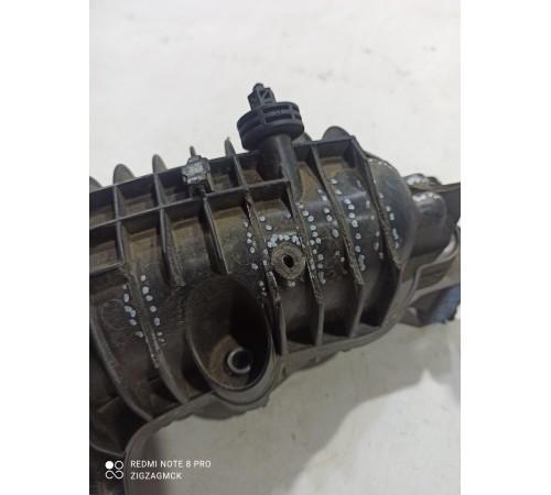 Впускной коллектор