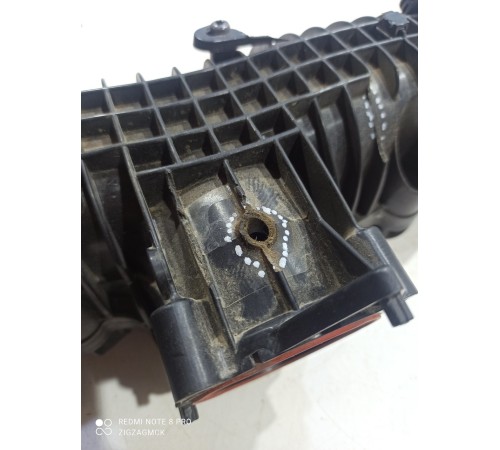 Впускной коллектор