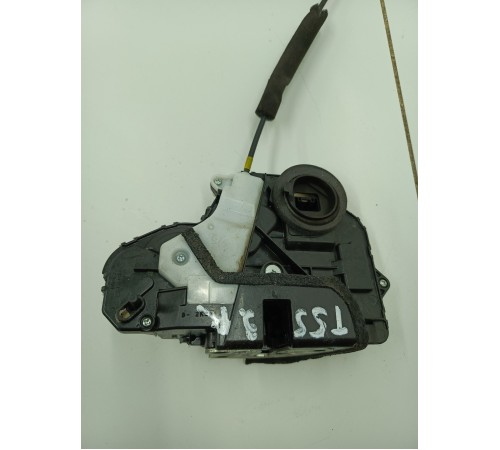 Замок двери задний правый