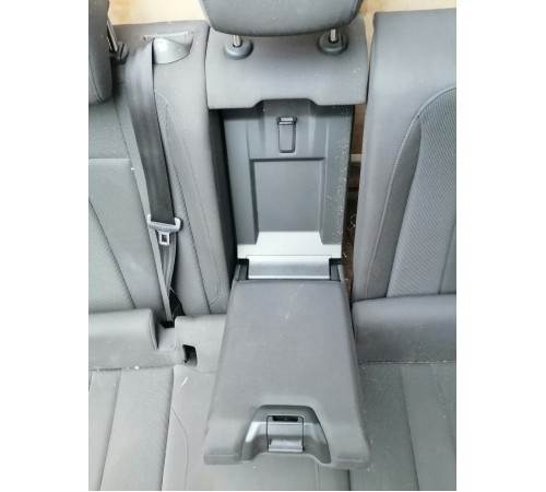 Задний ряд сидений