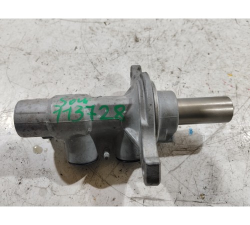 Главный тормозной цилиндр