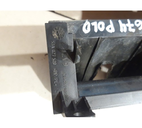 Накладка замка багажника