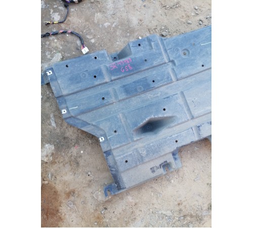 Защита антигравийная задняя правая