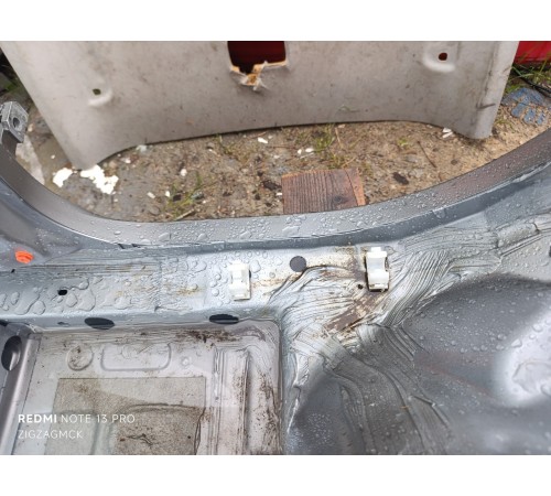 Порог со стойкой правый