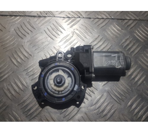 Мотор стеклоподъемника задн. лев.