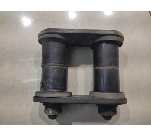 Крепление рессоры(серьга) переднее правое