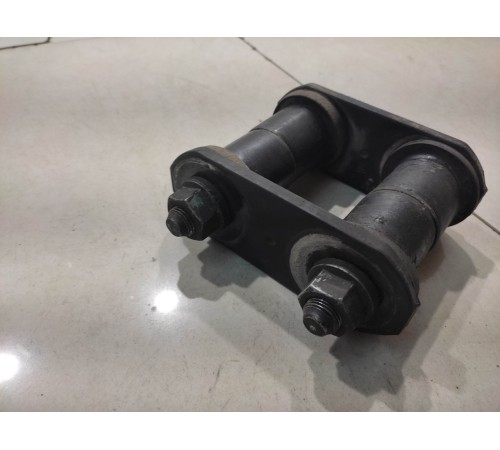 Крепление рессоры(серьга) переднее правое