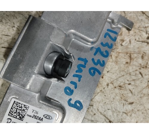 Камера переднего вида