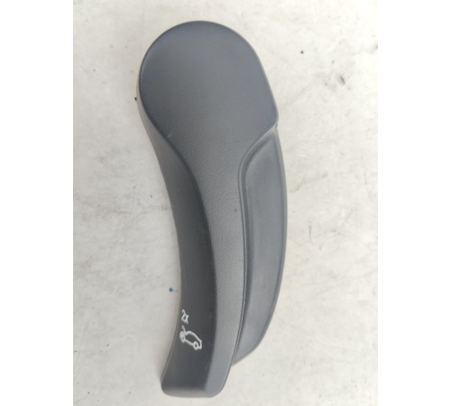 Ручка открывания капота