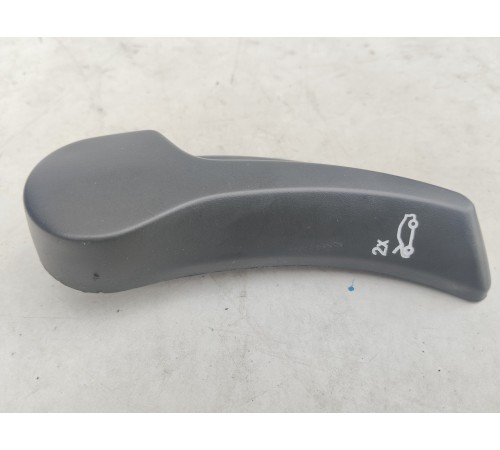 Ручка открывания капота