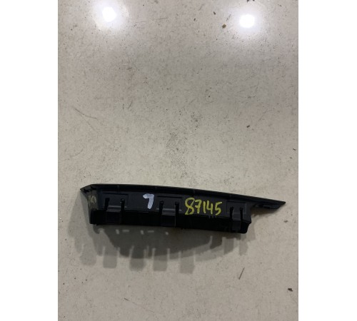 Воздушный дефлектор (накладка) левый