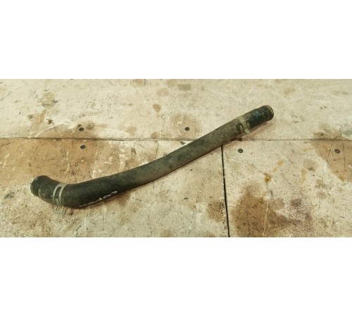 Патрубок системы охлаждения