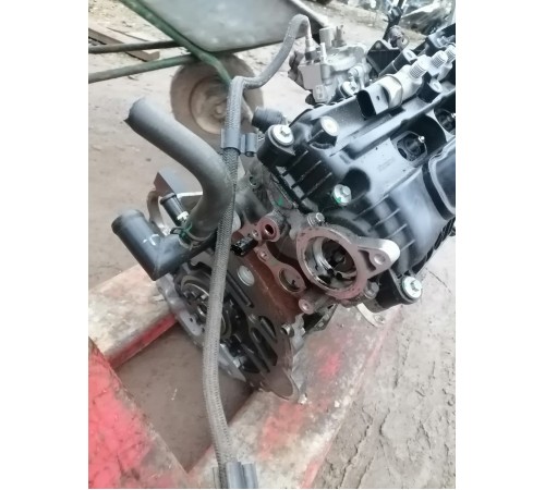 Двигатель в сборе