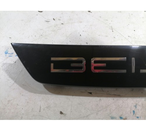 Эмблема передняя