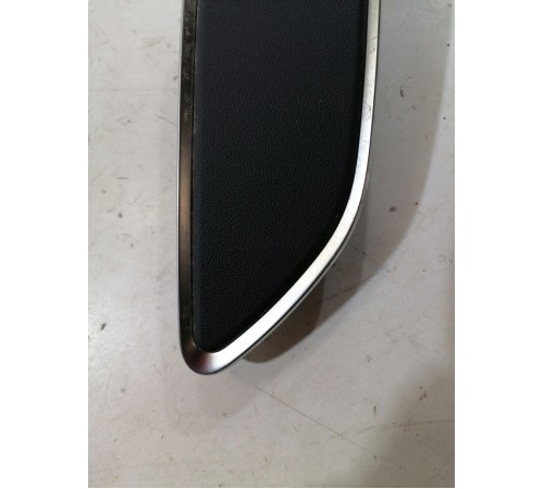 Кнопка стеклоподъемника задняя левая