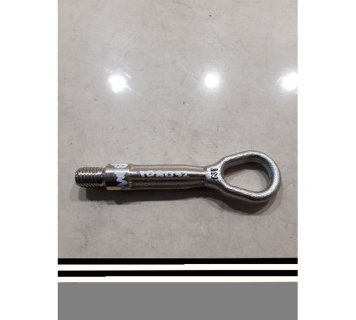 Крюк буксировочный