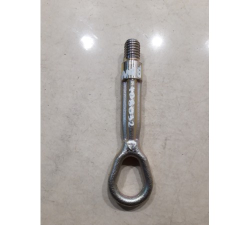 Крюк буксировочный