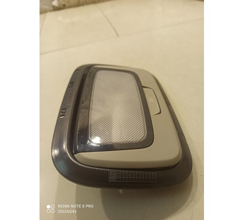 Плафон внутреннего освещения (задний)