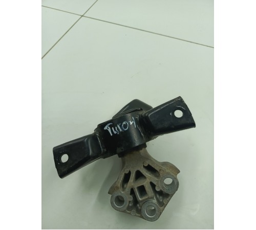 Опора двигателя подушка КПП