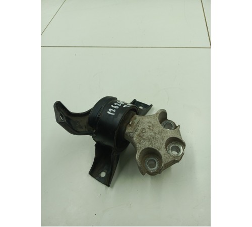 Опора двигателя подушка КПП