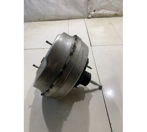 Вакуумный усилитель тормозов