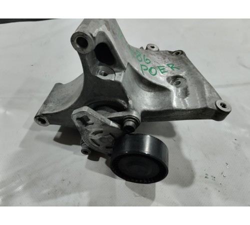 Кронштейн генератора с роликом натяжителя ремня ГРМ