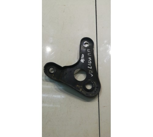 Кронштейн задней балки (передний,правый)