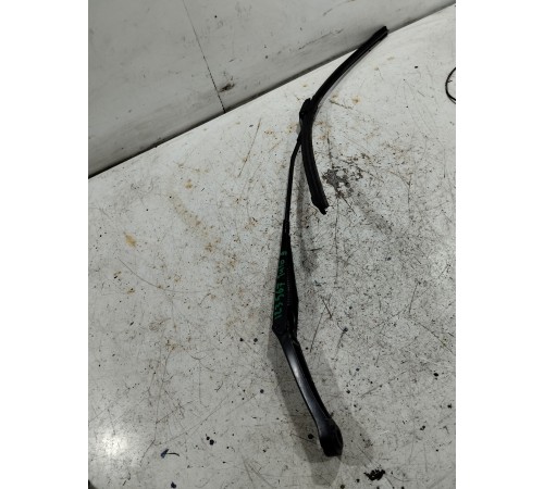 Поводок стеклоочистителя