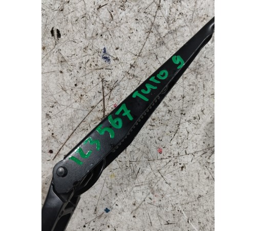 Поводок стеклоочистителя